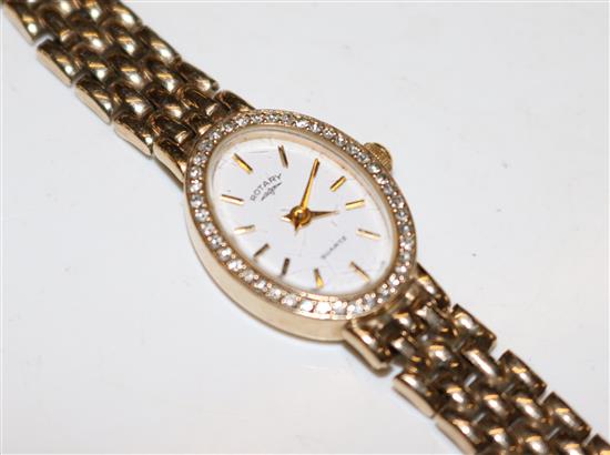 Rotary 9ct gold wristwatch with diamond-set bezel (extra links)